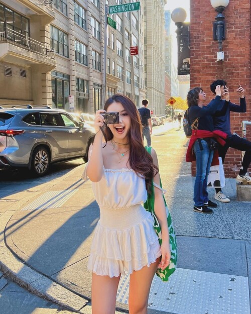 Sherry Xia 1686