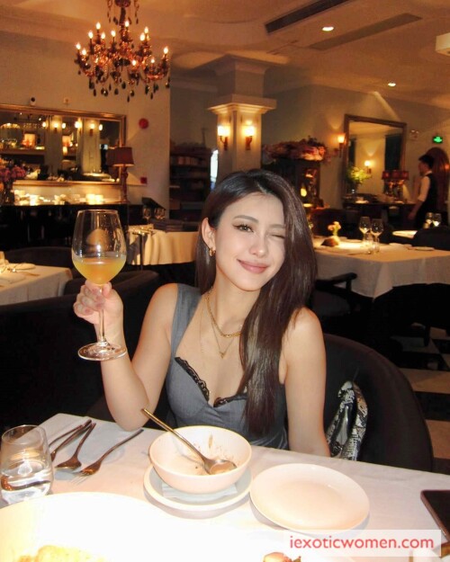 Sherry Xia 1199