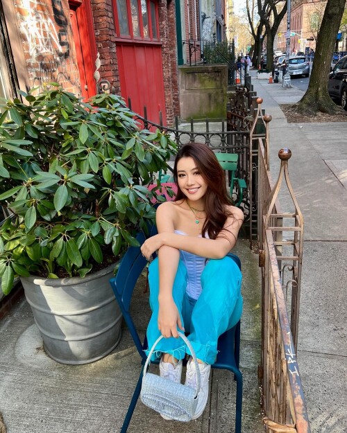 Sherry Xia 1646