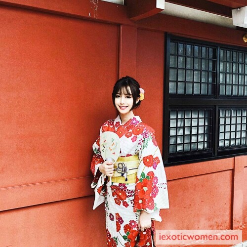 Sherry Xia 327