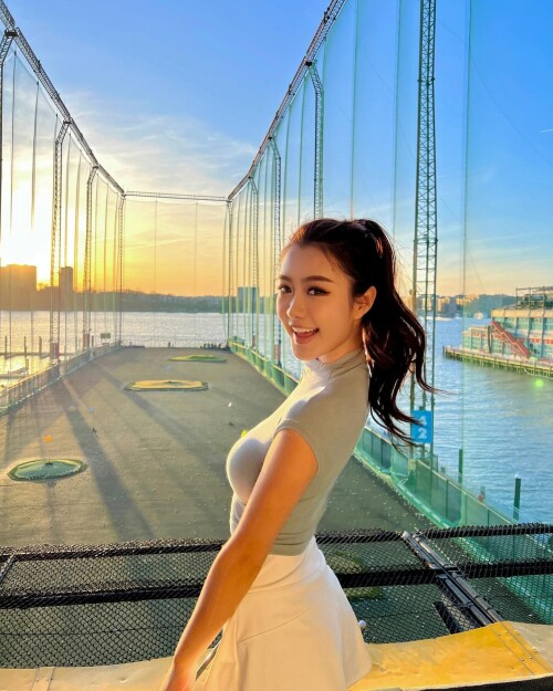 Sherry Xia 1483