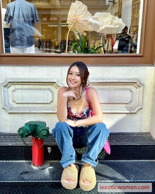 Sherry Xia 819