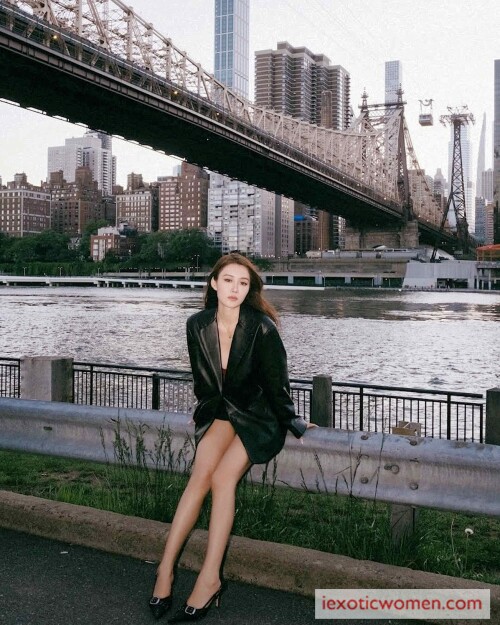 Sherry Xia 875