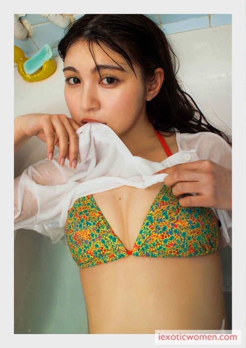 Yui Kojina 24