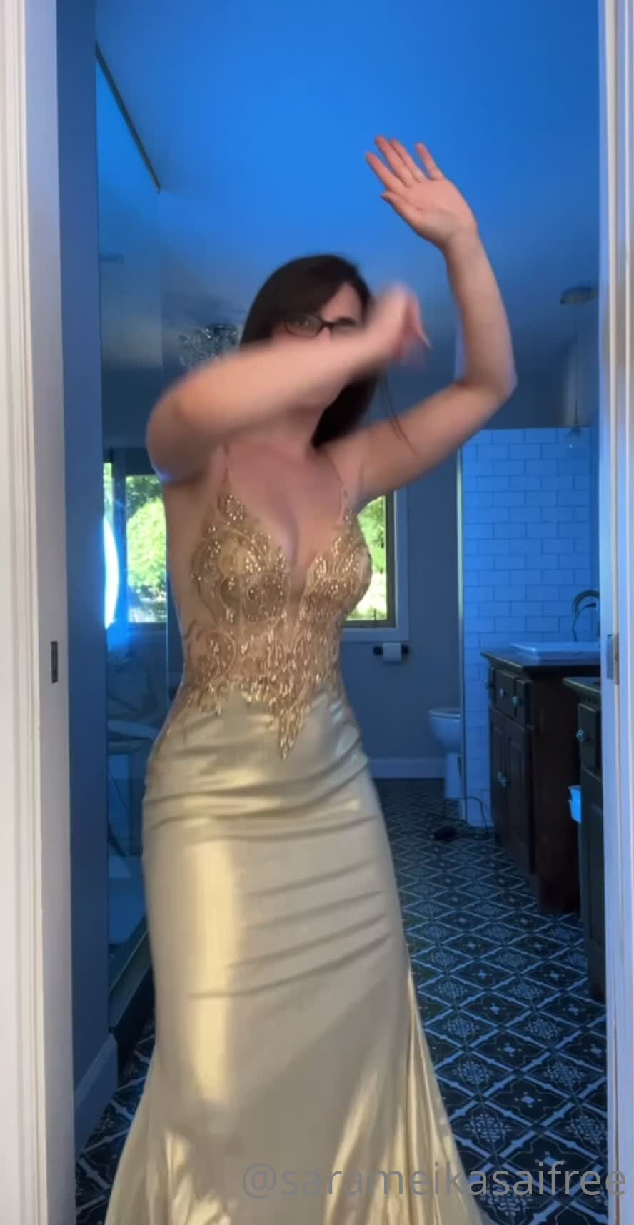 MZWIxi.mp4