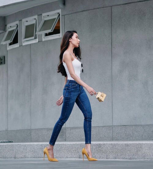 Mook Pichana 696