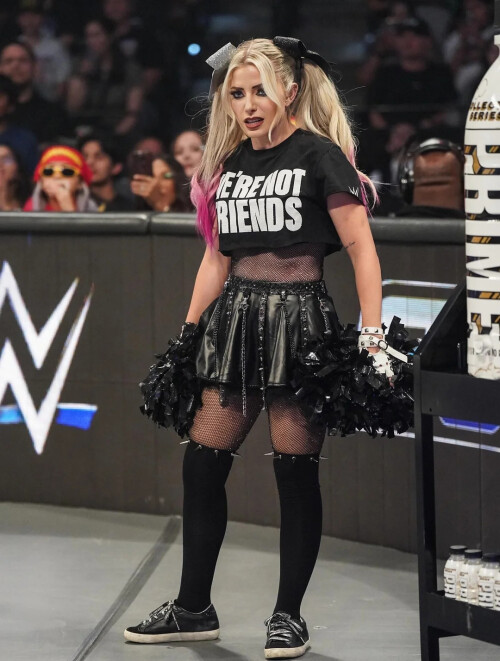 NURy9q.jpg
