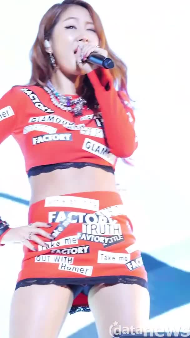 NfGnAv.webm