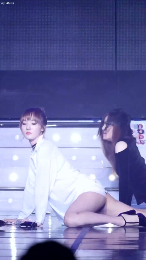 NfXSuK.webm