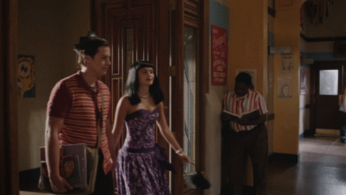 QNkoU9.gif