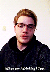 QyDFKa.gif