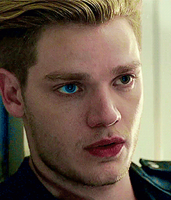 QyuvGK.gif