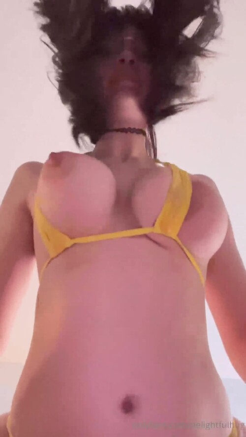 U21c12.webm
