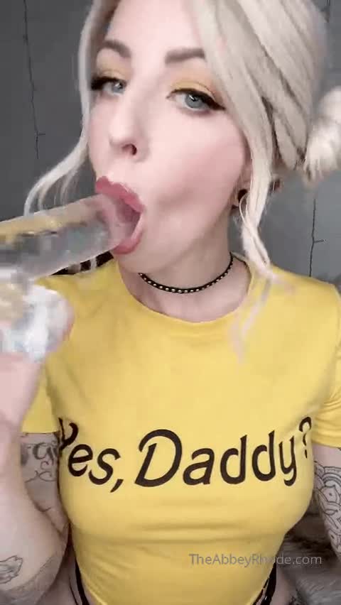 UQdwTk.webm
