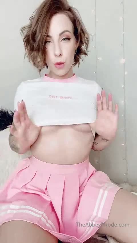 UQqfr2.webm