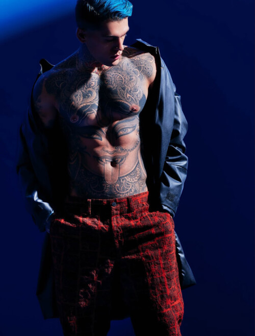 Stephen James Oddity Charl Marais 04