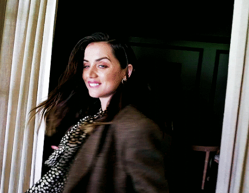 V19uXT.gif