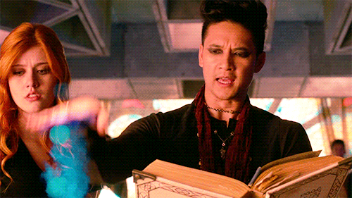 V4yCDo.gif