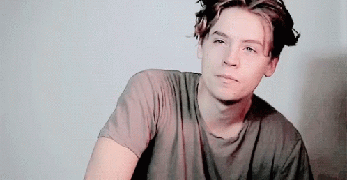 VHVqND