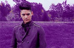 VKQAJ9.gif