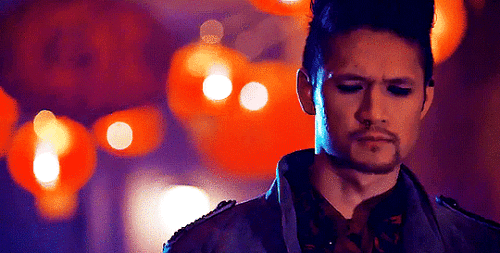 VKzQav.gif