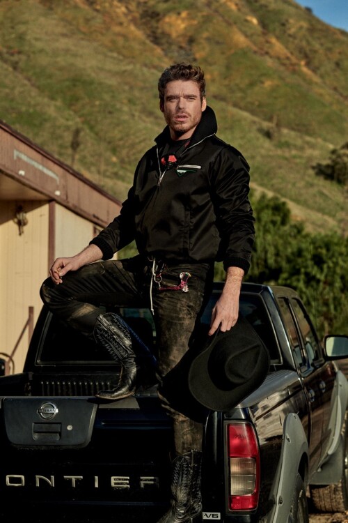 Richard Madden 2019 Interview Magazine 007
