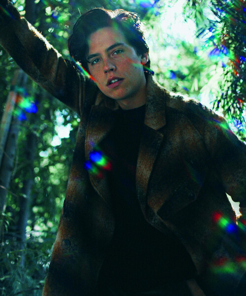 Interview with Cole Sprouse of CW's Riverdale DuJour