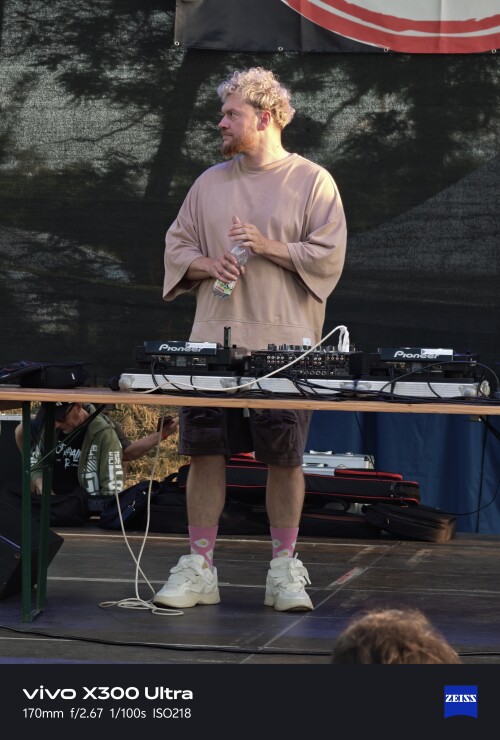 XWzyp5.jpg