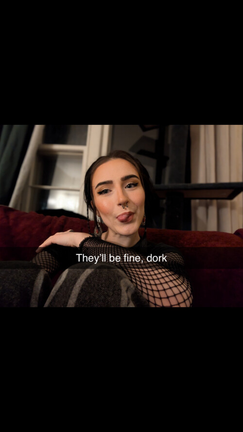 YQRcbi.jpeg