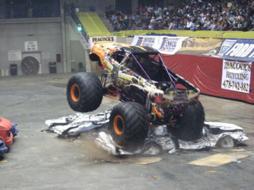 Z4YYWC.jpg