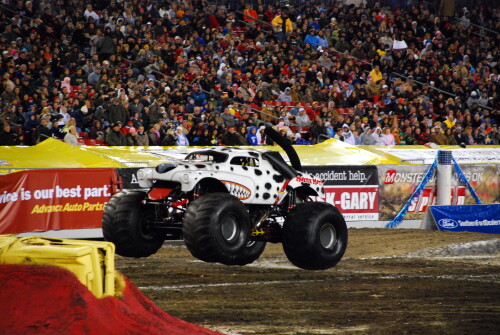 monsterjamtampa 0245 5472250577 o