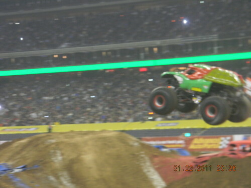 monster jam 2011 01 22 2011 49 5380787369 o