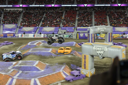 ZzRc6M.jpg