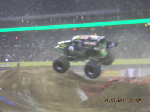 monster jam 2011 01 22 2011 77 5380790871 o