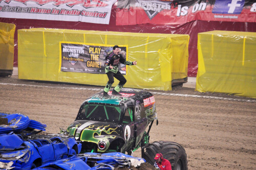 grave digger 45 5407927437 o