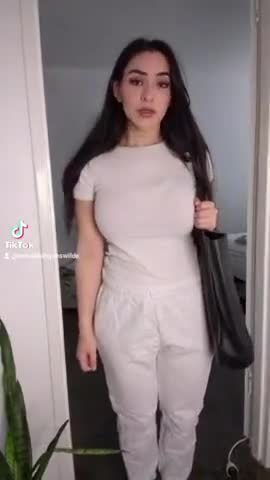 b5WqSF.mp4