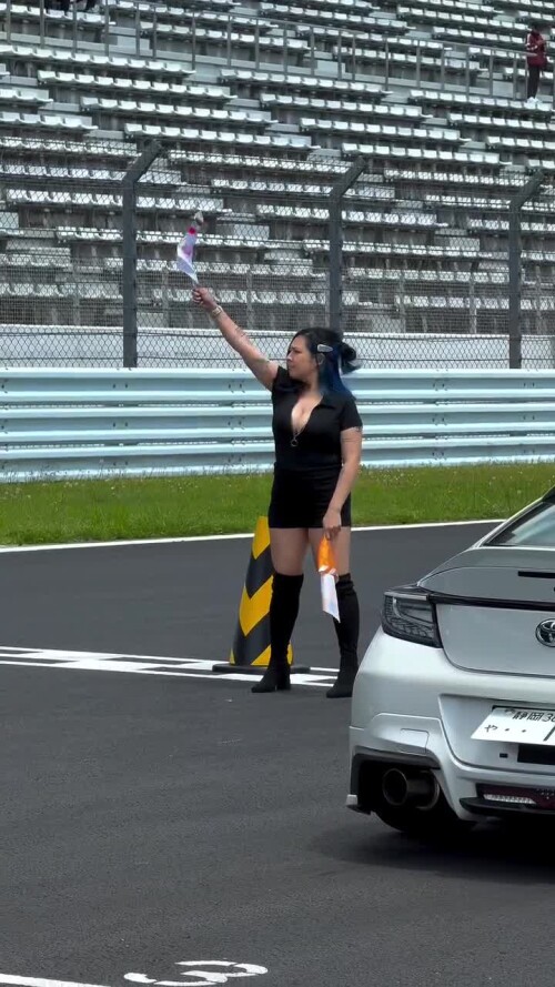 Flag girl this past weekend! @rpm generation @fuelfestjapan #japan #japancars #japantrip