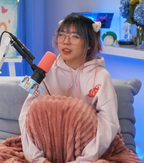 cuQHjF.jpg
