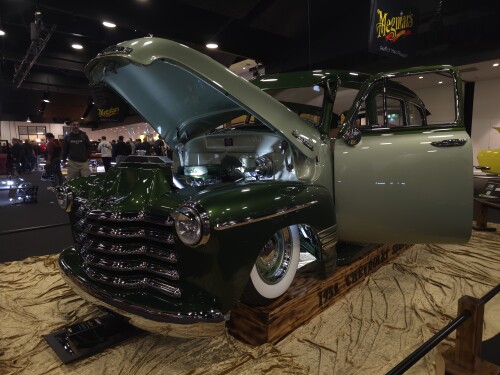 cvV33v.jpg