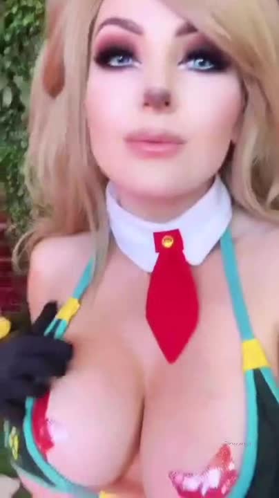 fXzLPz.webm
