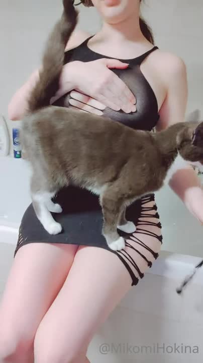 fY4jfT.webm