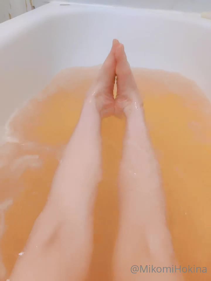 fYVBu0.webm