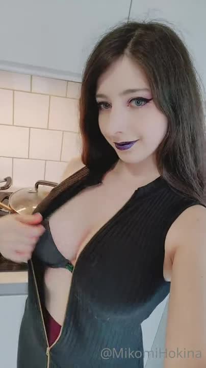 fYqeuF.webm