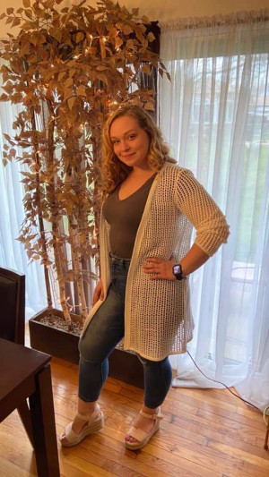 My chubby female cuck  neighbor