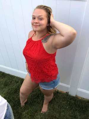 My chubby female cuck  neighbor