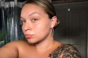 My chubby female cuck  neighbor