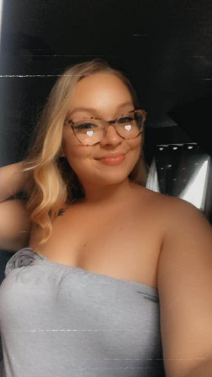 My chubby female cuck  neighbor
