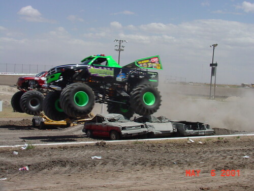 monstruck05060114