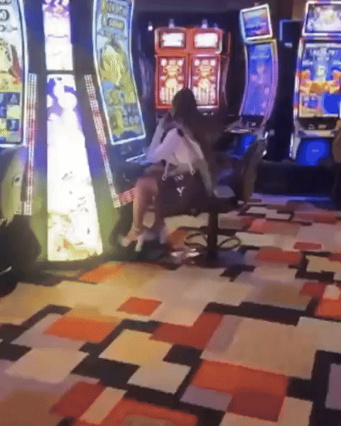 ovYFmz.gif
