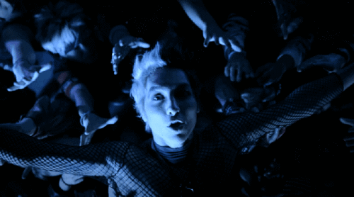 qU00R5.gif